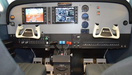 Frasca Beechcraft Baron G58 Flight Simulator